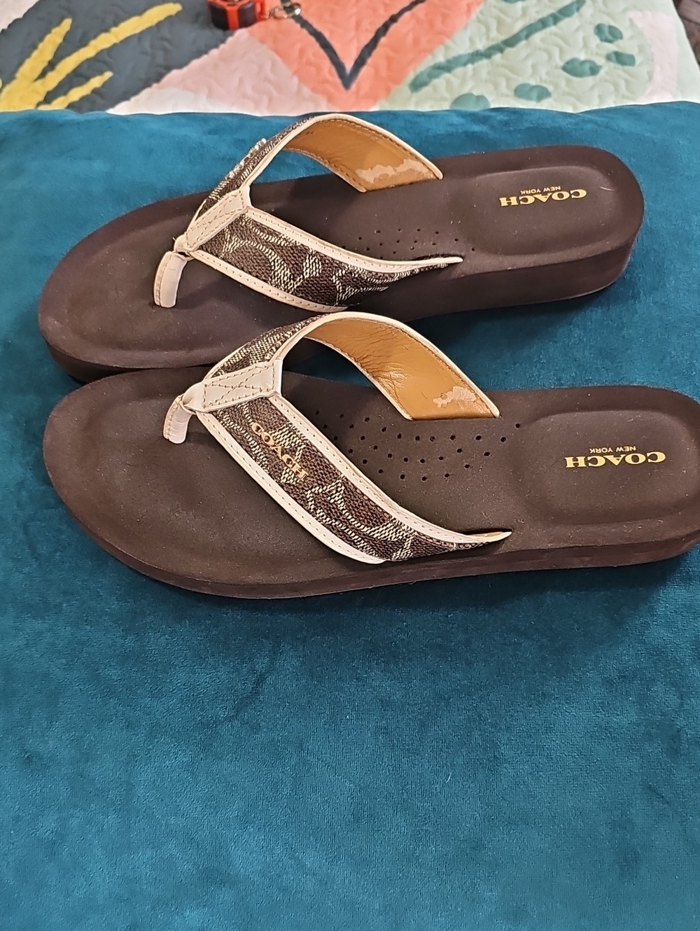 COACH Judy Flip-Flop Brown Signature Print Thong Sandals